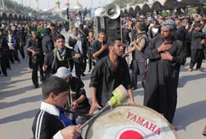 أولى مواكب الأربعين تدخل صحن أبي الفضل العباس عليه السلام
