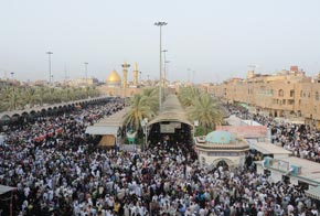 جانب من الحشود في ساحة ما بين الحرميين
