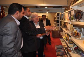 النائب فواد معصوم يطلع على نتاجات العتبة العباسية المقدسة