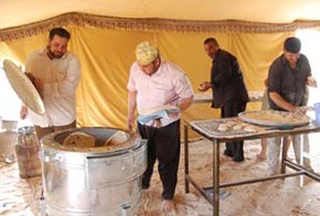 كل شيء من أجل الإمام الحسين 