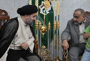 السيد الصافي والدكتور عبد المهدي في قاعة تشريفات العتبة المقدسة 