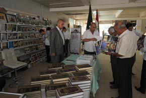 جانب من زائري جناح العتبة العباسية المقدسة