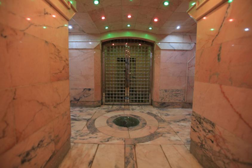 سرداب القبر الشريف