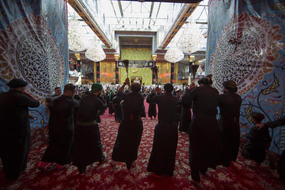 Condolence processions  flock to the holy shrines of Imam Al-Hussayn and of Al-Abbas (pbut) for martyrdom anniversary of Imam As-Sajjad (pbuh)