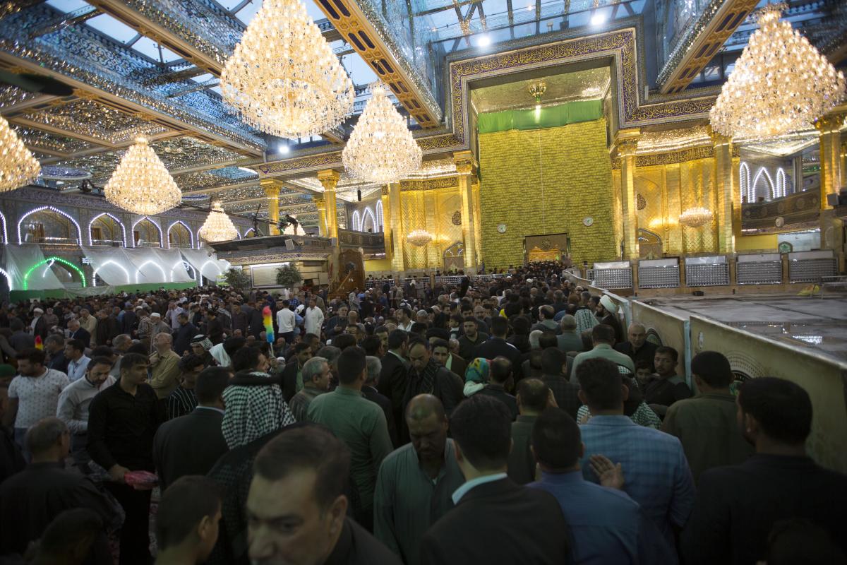 The visitors at the holy shrine of Aba al-Fadl al-Abbas (peace be upon him).