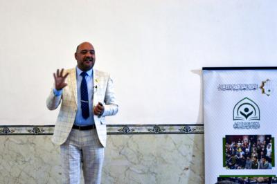 عقدُ جلسةٍ تثقيفيّة  لنخبةٍ من أهالي الديوانيّة