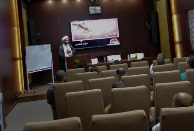 مُلتقى القمر يستضيفُ مجموعةً من طلبة الدراسات العُليا