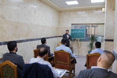 إقامةُ دورةٍ تخصّصية في تحسينِ الخطّ ومفاتيح الكتابة