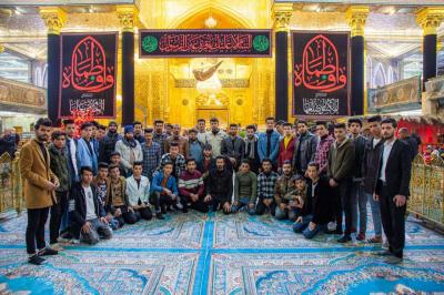 مجموعةٌ من الطلبةِ المتفوّقِين في ضيافة العتبة العبّاسية المقدّسة