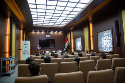 مجموعةٌ من الطلبةِ المتفوّقِين في ضيافة العتبة العبّاسية المقدّسة