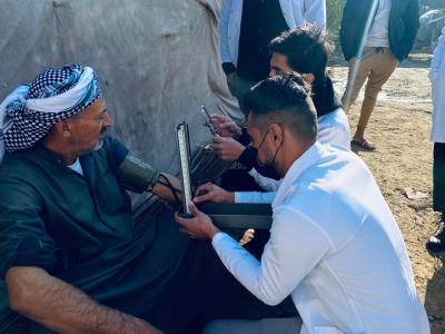 طلبةُ كلّية التمريض في جامعة العميد يُجرون جولةً للإرشاد والتحرّي الصحّي