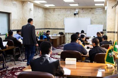إعلامُ العتبة العبّاسية المقدّسة ينظّمُ ورشةَ عملٍ تدريبيّة حول التقرير الصحفيّ