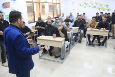تثقيفيّ توعويّ.. أكثرُ من 40 أكاديميّاً وتربويّاً وطالباً جامعيّاً في ضيافة مُلتقى القمر الثقافيّ