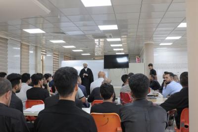 تثقيفيّ توعويّ.. أكثرُ من 40 أكاديميّاً وتربويّاً وطالباً جامعيّاً في ضيافة مُلتقى القمر الثقافيّ