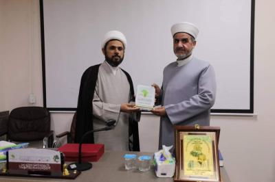 جانب من الندوة