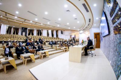جانب من الدورة 