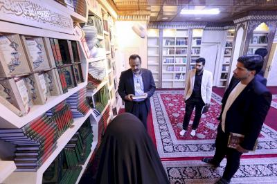 جولة في اروقة المكتبة