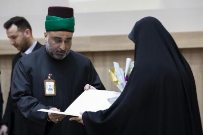 الامين العام للعتبة المقدسة يكرم الملاك التربوي