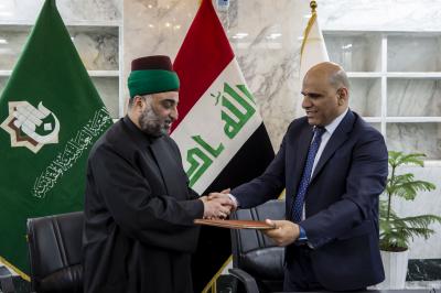 الامين العام للعتبة العباسية السيد مصطفى مرتضى ال ضياء الدين ومدير عام مركز التطوير الإداري في وزارة التخطيط الدكتور فؤاد الربيعي