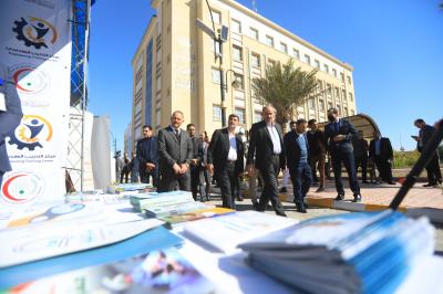 مركز التدريب الهندسي يشارك في معرض التوظيف السنوي الثاني 