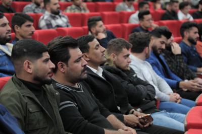 صور من حضور الطلبة للمهرجان 