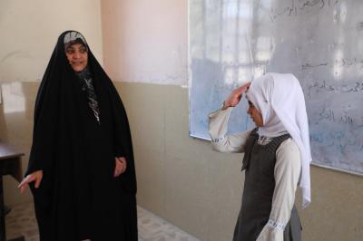 صور من طالبات المدارس على كيفية الوضوء بشكل صحيح 