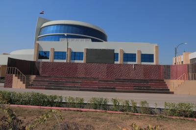 صور من آخرالاستعدادات لإقامة حفل تخرّج الطالبات الجامعيّات دفعة (بَنات الكَفيل)