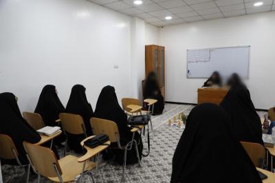 طالبات معهد القران الكريم النسوي الحافظات لكتاب الله 