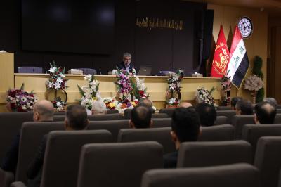 صور من الاجتماع 