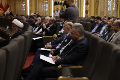 صور من الاجتماع 