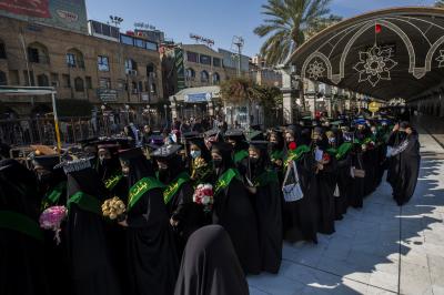 صور من فعاليات الفترة الصباحية من حفل التخرج المركزي لطالبات الجامعات العراقية دفعة (بنات الكفيل) السنوي الخامس