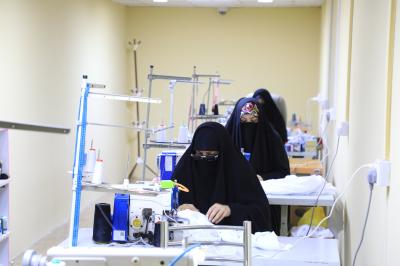 صور من معمل السيدة امنه للخياطة