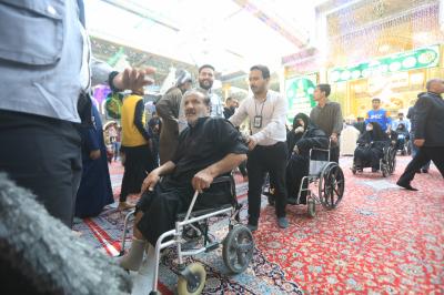 تقديم المساعدة لذوي الاحتياجاجت الخاصة