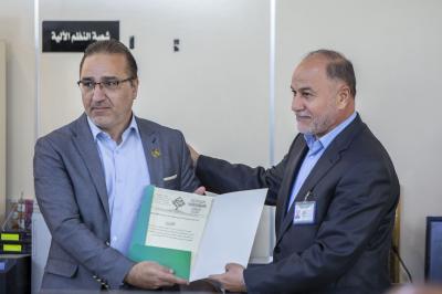 تكريم المشاركين في الندوة