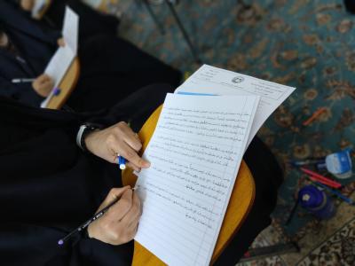 مدارس الكفيل النسوية تُنهي اليوم الأوّل من الامتحانات المركزية لنصف السنة