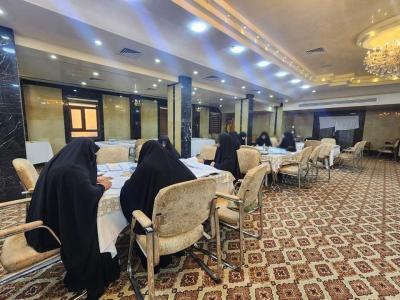 مدارس الكفيل النسوية تواصل تصحيح دفاتر الامتحانات النصفية وتدقيقها 