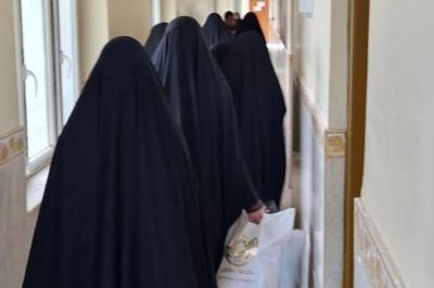 تأتي الزيارة لمدّ يد العون لهم ومساعدتهم