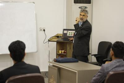 جانب من الورشة