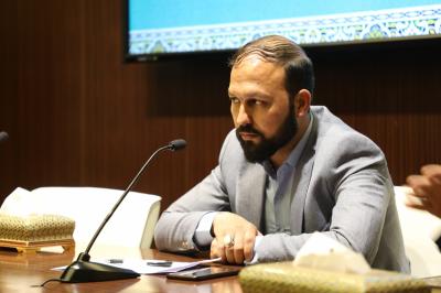 قسم شؤون المعارف ينظّم ندوةً حول إعداد فهارس النصوص المحقّقة