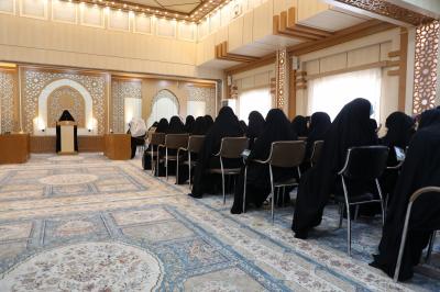 معهد القرآن الكريم النسوي ينظم المسابقة الفرقية لطالباته في النجف الأشرف