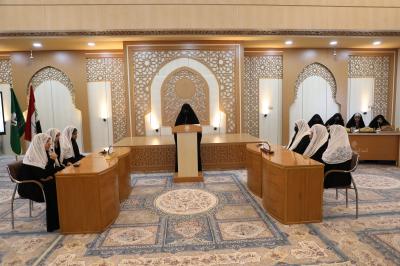 معهد القرآن الكريم النسوي ينظم المسابقة الفرقية لطالباته في النجف الأشرف