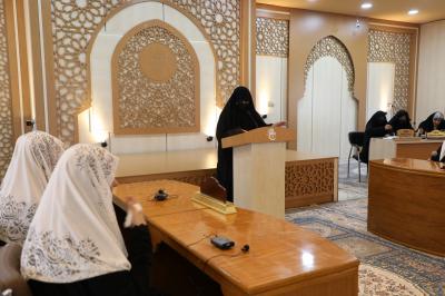 معهد القرآن الكريم النسوي ينظم المسابقة الفرقية لطالباته في النجف الأشرف