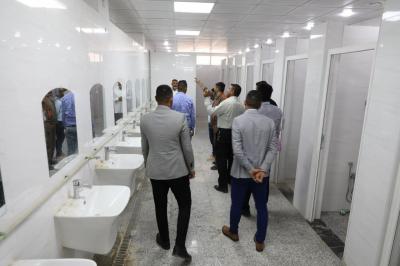 قسم العلاقات يضع اللمسات الاخيرة قبيل انطلاق حفل تخرج طلبة الجامعات 