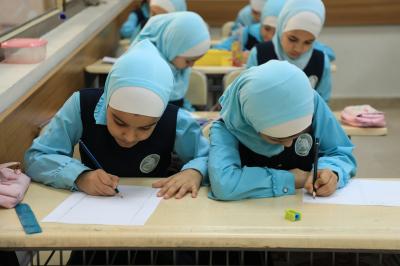 مجموعة العميد تشرع بالاختبارات التحصيليّة لطلبتها 