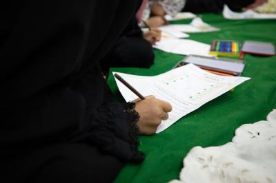 مكتبة أمّ البنين تشارك في برنامج (فاسألوا أهل الذكر) عبر فقرة (قراءة في كتاب)