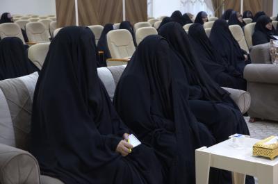 شعبة التوجيه الديني تنظم برنامجًا تطويريًا بعنوان (مفتاح البصيرة) للملاكات النسوية