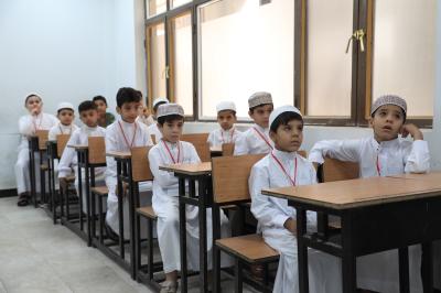 بالصور.. الدورات القرآنية الصيفية بيومها الأول تشهد حضوراً ملفتًا للأطفال
