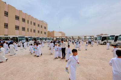 بالصور.. الدورات القرآنية الصيفية بيومها الأول تشهد حضوراً ملفتًا للأطفال