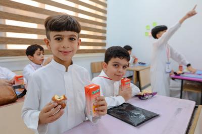 المجمع العلمي يقدم مليون وثمان مئة ألف وجبة تغذية للطلبة المشاركين بدوراته الصيفية