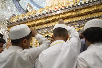 لطلبة الدورات الصيفية.. المجمع العلمي ينظم زيارة لمرقد أبي الفضل العباس (عليه السلام)